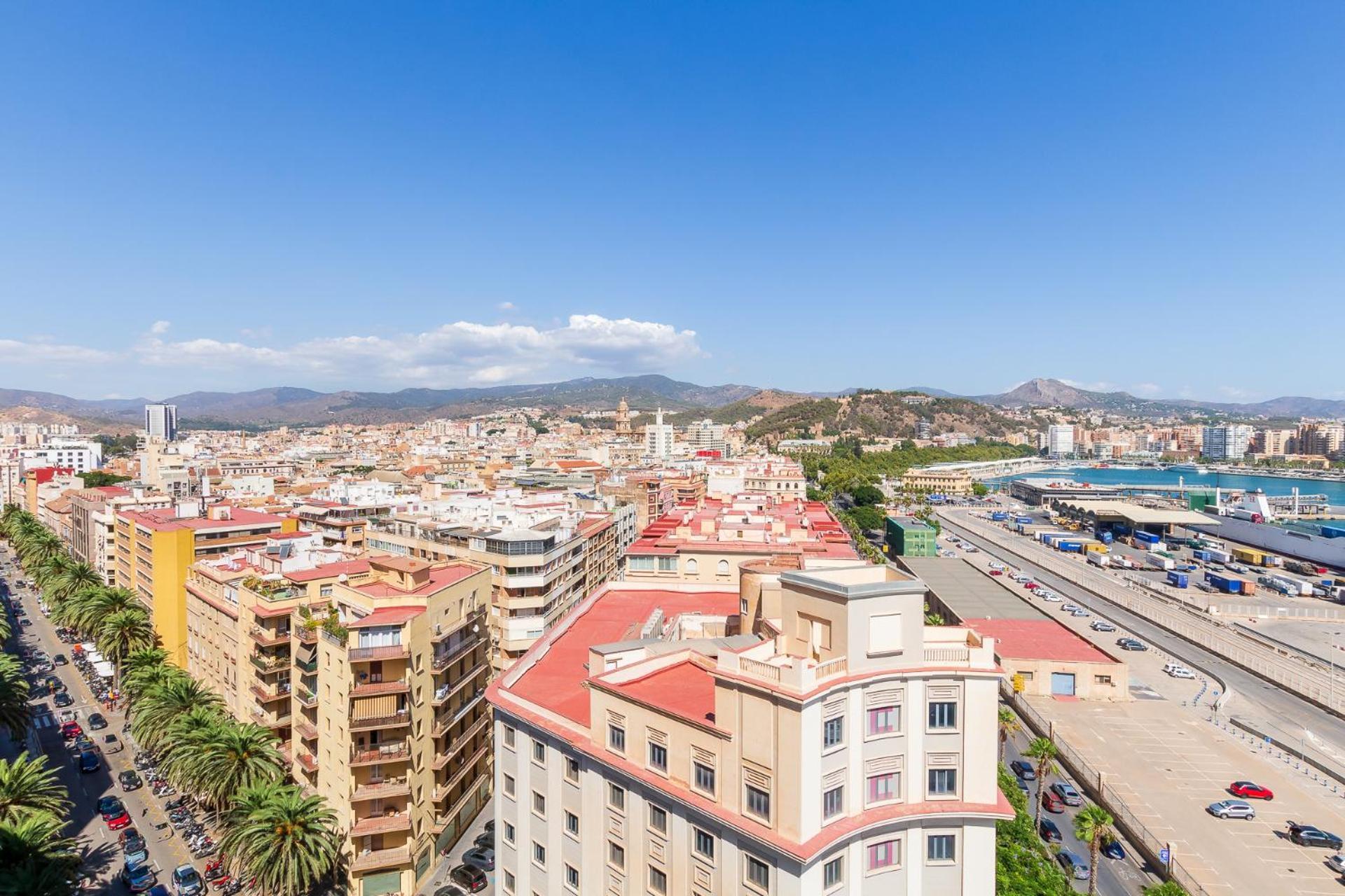 Apt Alameda De Colon Solo Familias Malaga Exterior photo